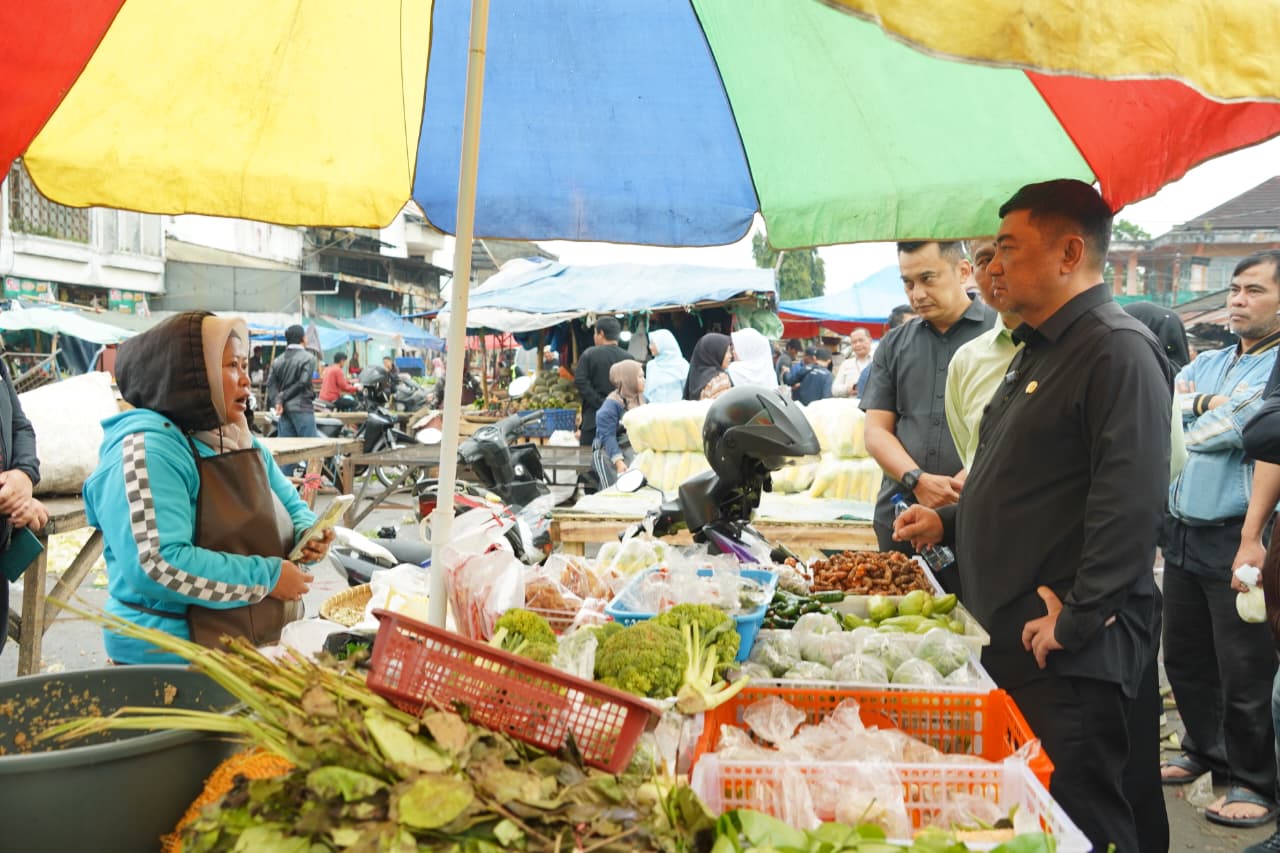 Bupati Garut Pastikan Stok Bapokting Aman Menjelang Ramadan 2026