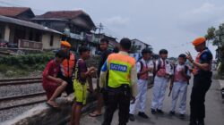 Warga Dilarang Beraktivitas di Jalur Rel Selama Ramadan