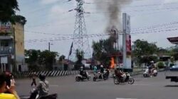 SPBU Cisumur Tasikmalaya Terbakar, Pegawai Berlarian Jadi Tontonan Warga