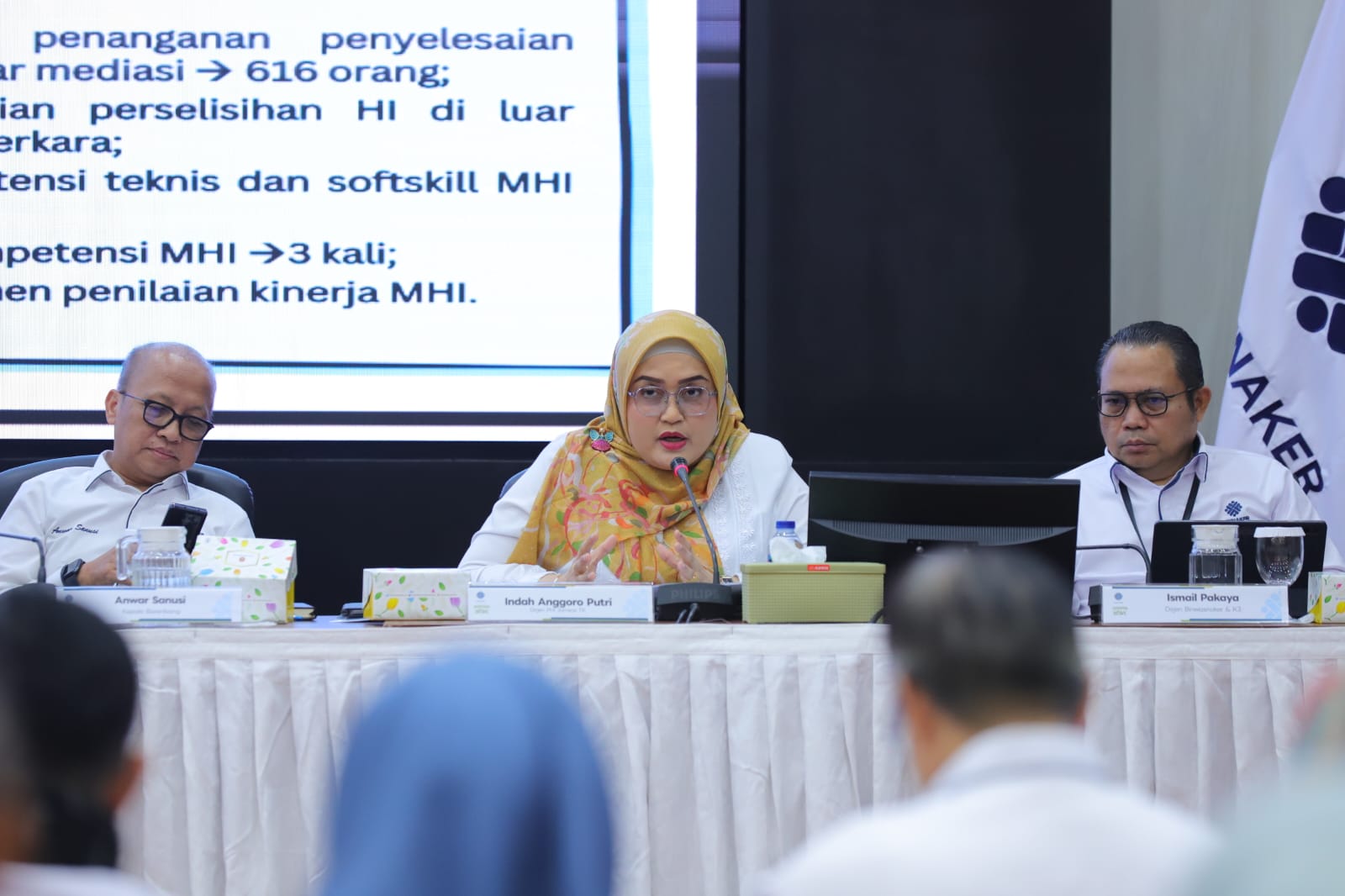 Kemnaker Targetkan Hubungan Industrial 2026 Lebih Harmonis Kerja Tenang, Usaha Pasti