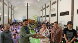 Dukung Pesantren Ekologi 2026, Perhutani KPH Tasikmalaya Tanam 50 Bibit Pohon di SMK Negeri Pancatengah