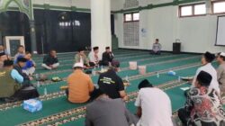 Jelang Ramadan 2026, Kemenag Tasikmalaya Kompak ‘GEBER’ Bersih-Bersih Masjid Serentak