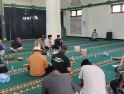 Jelang Ramadan 2026, Kemenag Tasikmalaya Kompak ‘GEBER’ Bersih-Bersih Masjid Serentak