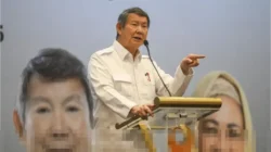 Hashim Djojohadikusumo, membenarkan bahwa desakan pengunduran diri tersebut merupakan imbas dari ketidaktransparanan otoritas pasar modal.