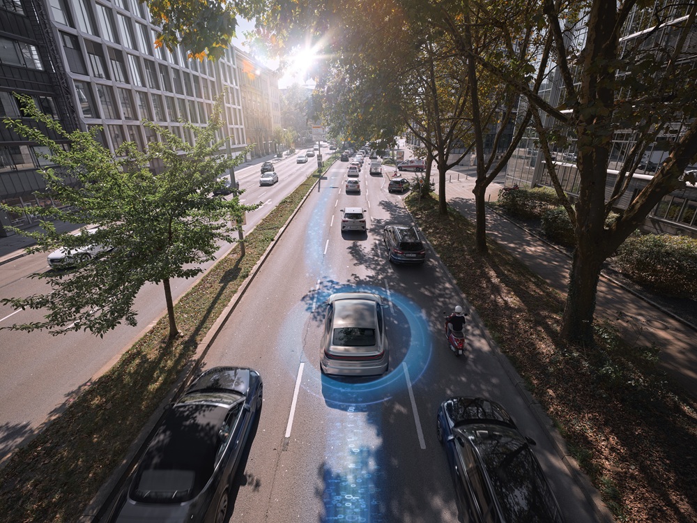 Mengenal 4 Peran Penting Teknologi ADAS untuk Keselamatan Berkendara Mobil Modern