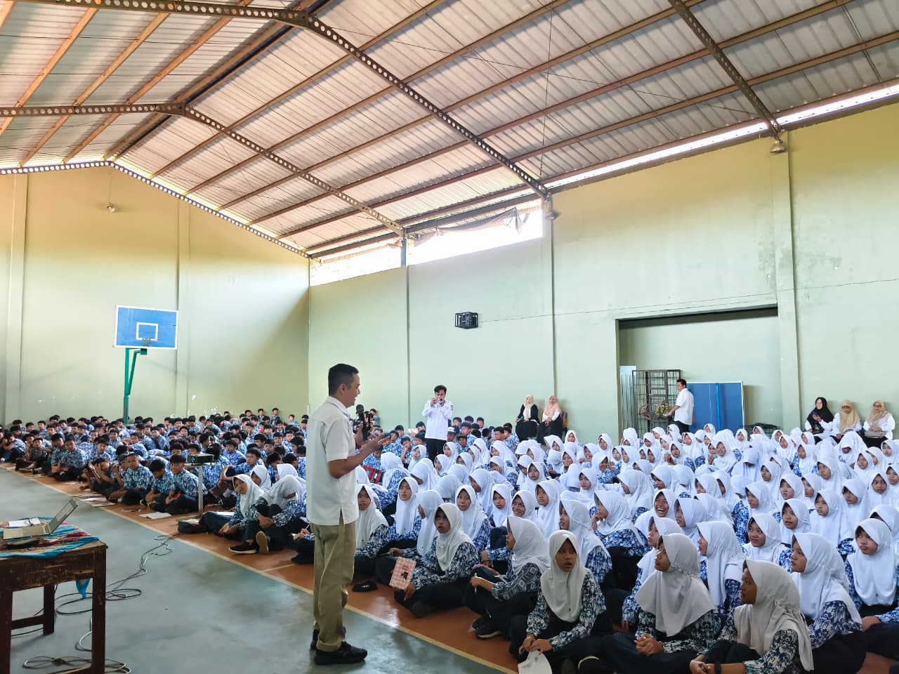 Gerakan Ananda Bersinar BNN Kota Tasikmalaya Sasar Pelajar SMPN 1 Ciawi, Perangi Narkoba Sejak Dini