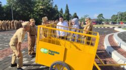 Pegadaian Kanwil X Jabar Serahkan 12 Armada Angkut Sampah ke Pemkab Kuningan