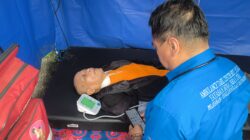 Pemudik Lansia Asal Bandung Lemas di Jalur Gentong, Polisi Sigap Evakuasi