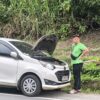 Bengkel Dadakan di Jalur Gentong Ketiban Untung, Perbaiki Mobil Mogok Pemudik