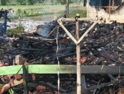 2 Rumah Warga Di Cigalontang Ludes Terbakar Saat Pemilik Tertidur Pulas