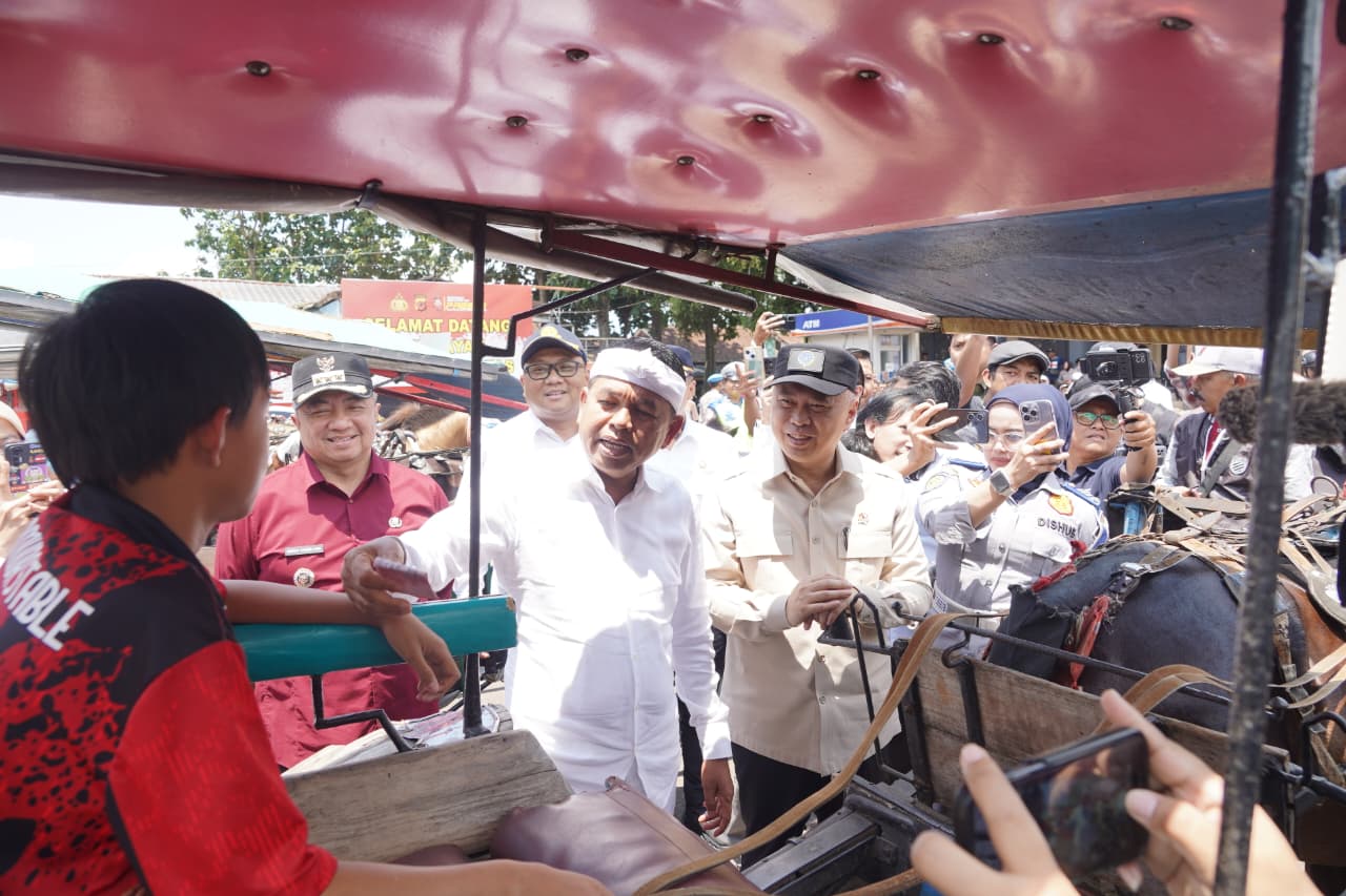 Menhub & Gubernur Jabar Cek Mudik Garut, 483 Kusir Delman & Penarik Becak Terima Kompensasi Rp200 Ribu per Hari