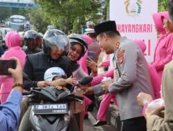 Polres Ciamis Bagikan 1.000 Paket Takjil kepada Masyarakat, Wujud Kepedulian Polri di Bulan Ramadhan