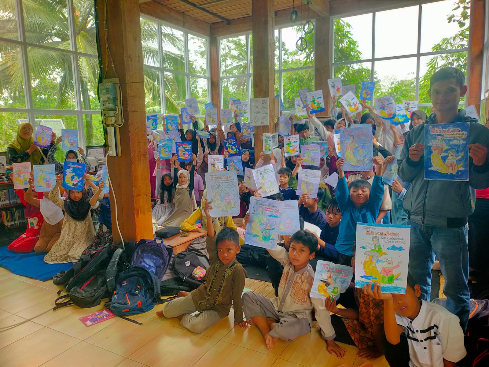 79 Anak di Ciamis Ikuti Workshop Mewarnai Komunitas Gada Membaca, Asah Literasi Visual di Bulan Ramadan
