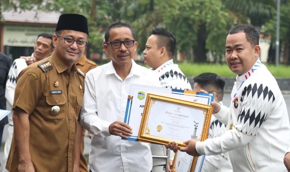 Bupati Tasikmalaya Beri Apresiasi 10 Atlet ASEAN Para Games XIII