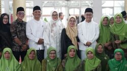 Bupati Tasikmalaya Salurkan Bantuan dalam Safari Ramadan di Cisayong