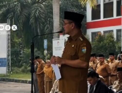Bupati Tasikmalaya Lepas 65 ASN Purna Tugas dan Serahkan SK Kenaikan Pangkat