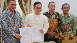 Tumbuh di Atas Target, Bupati Tasikmalaya Sahkan Laporan Tahunan PD. BPR Artha Sukapura