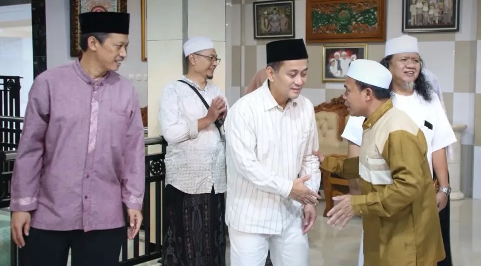 Jemput Lailatul Qadar, Bupati Tasikmalaya Hadiri Silaturahmi Akbar di Ponpes Mathla’ul Anwar