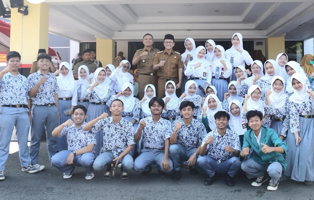 Cetak Agen Perubahan, Bupati Tasikmalaya Resmi Luncurkan Program SADESSA 'Satu Desa Satu Sarjana'