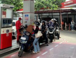 2 SPBU di Kota Tasikmalaya Diserbu Antrean Kendaraan di Tengah Isu Kelangkaan BBM