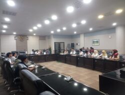 Audiensi DPRD Tak Memuaskan, OKP Ruang Dialektika Nusantara Seret Dugaan Pungli Sertifikasi Guru ke Polres Tasikmalaya