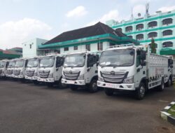 Puluhan Truk KDMP Siap Didistribusikan ke Desa/Kelurahan di Tasikmalaya